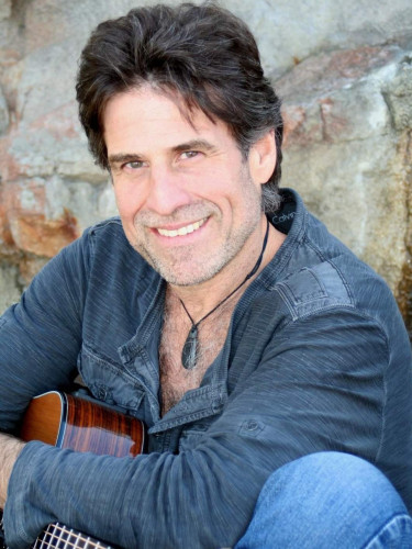 Leoness Cellars - Live Music w/ Joe Baldino